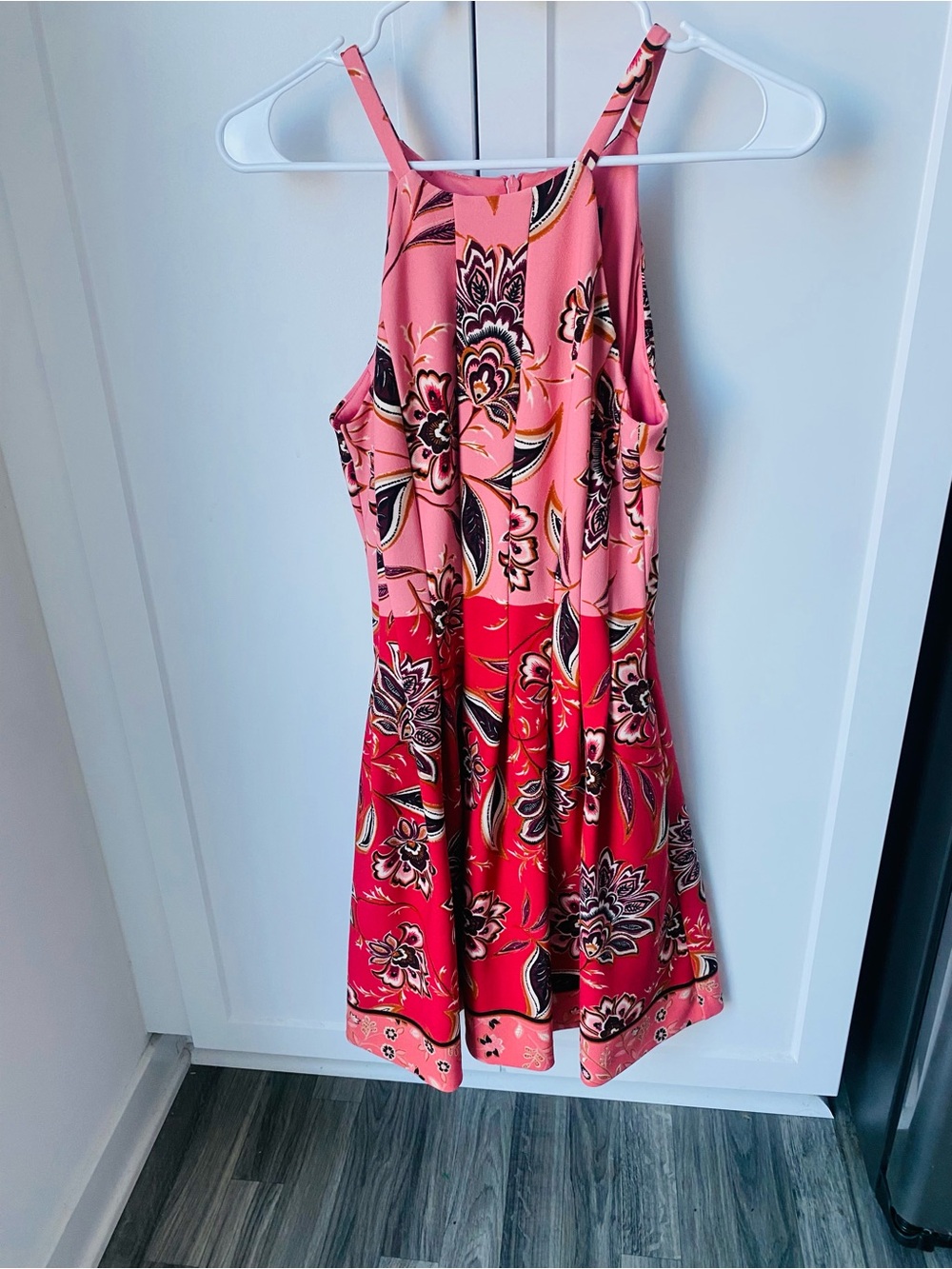 Vince Camuto womens size 2 dress pink red floral